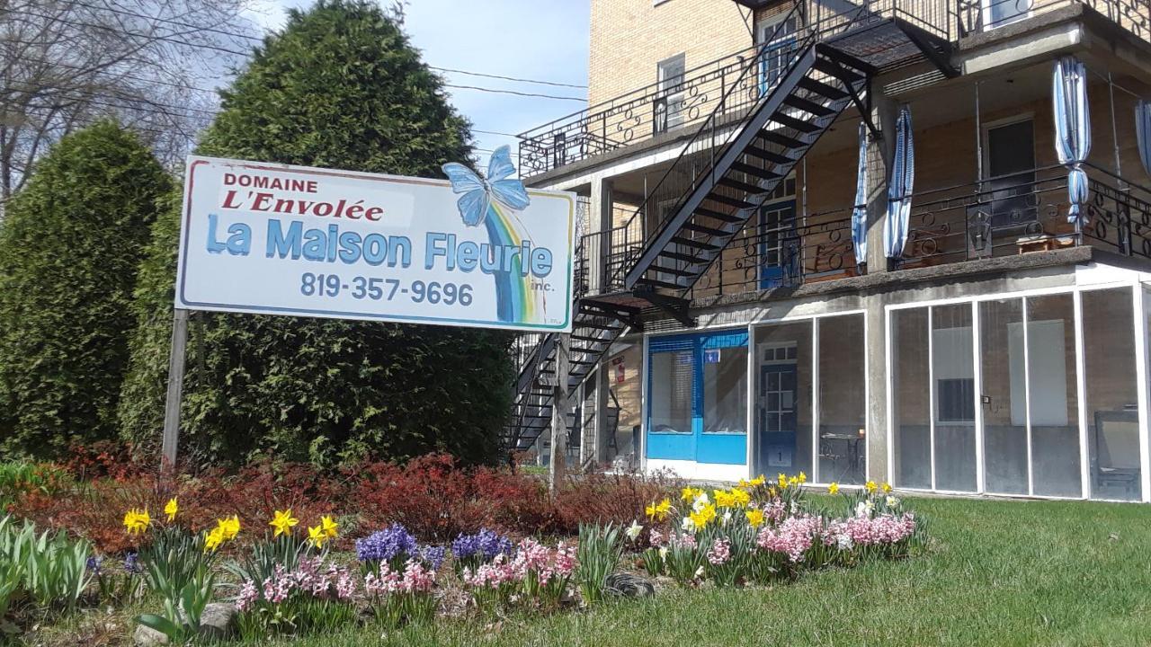 Mhotel Domaine L'Envolee- Maison Fleurie Victoriaville Eksteriør billede