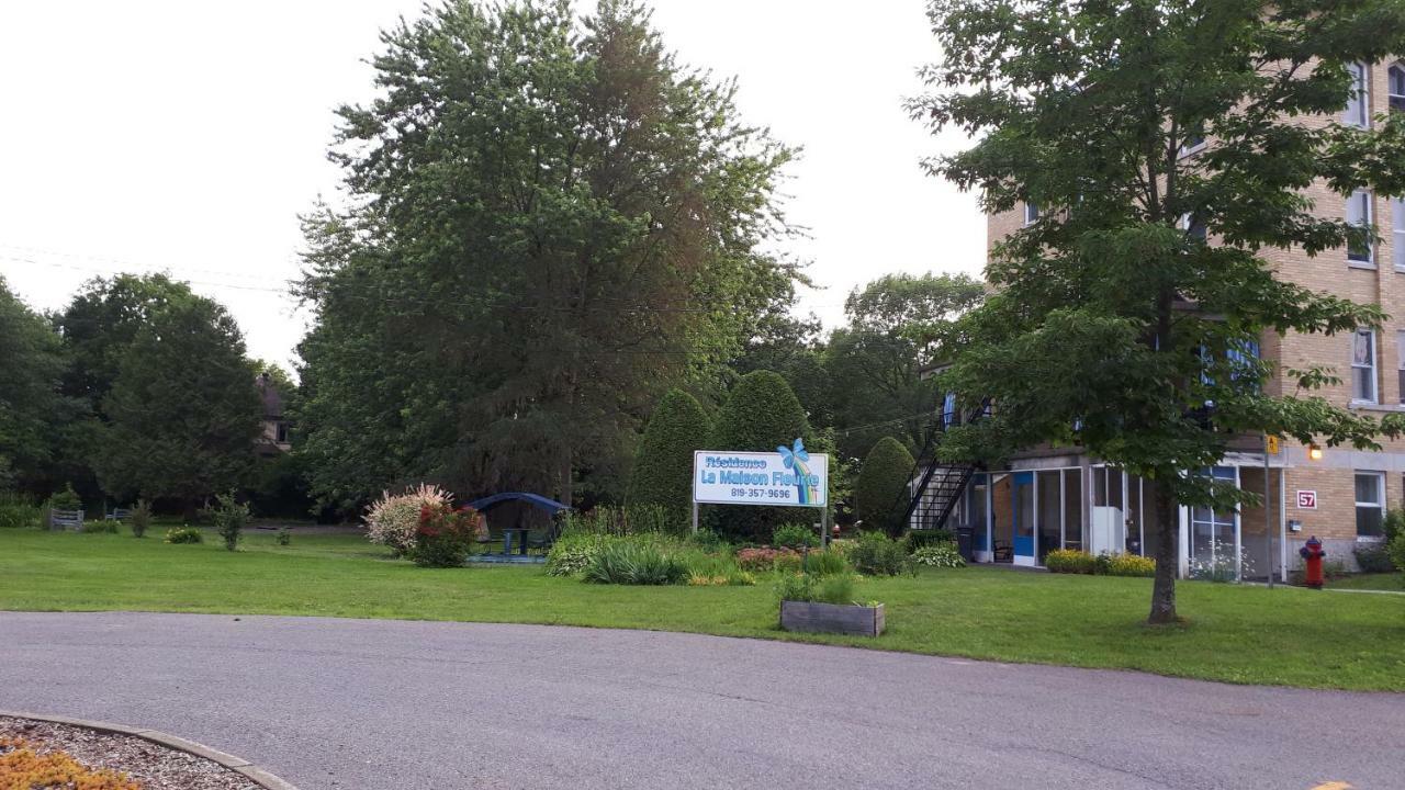Mhotel Domaine L'Envolee- Maison Fleurie Victoriaville Eksteriør billede